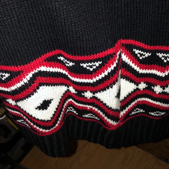 Sleeveless Cardigan - Picture 7 of 7